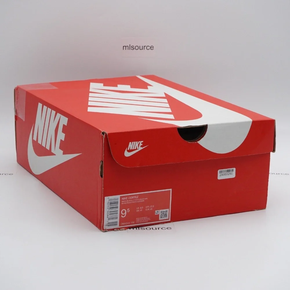 NEW Men's Nike Cortez Leather Sneakers DM4044-100 White/Black